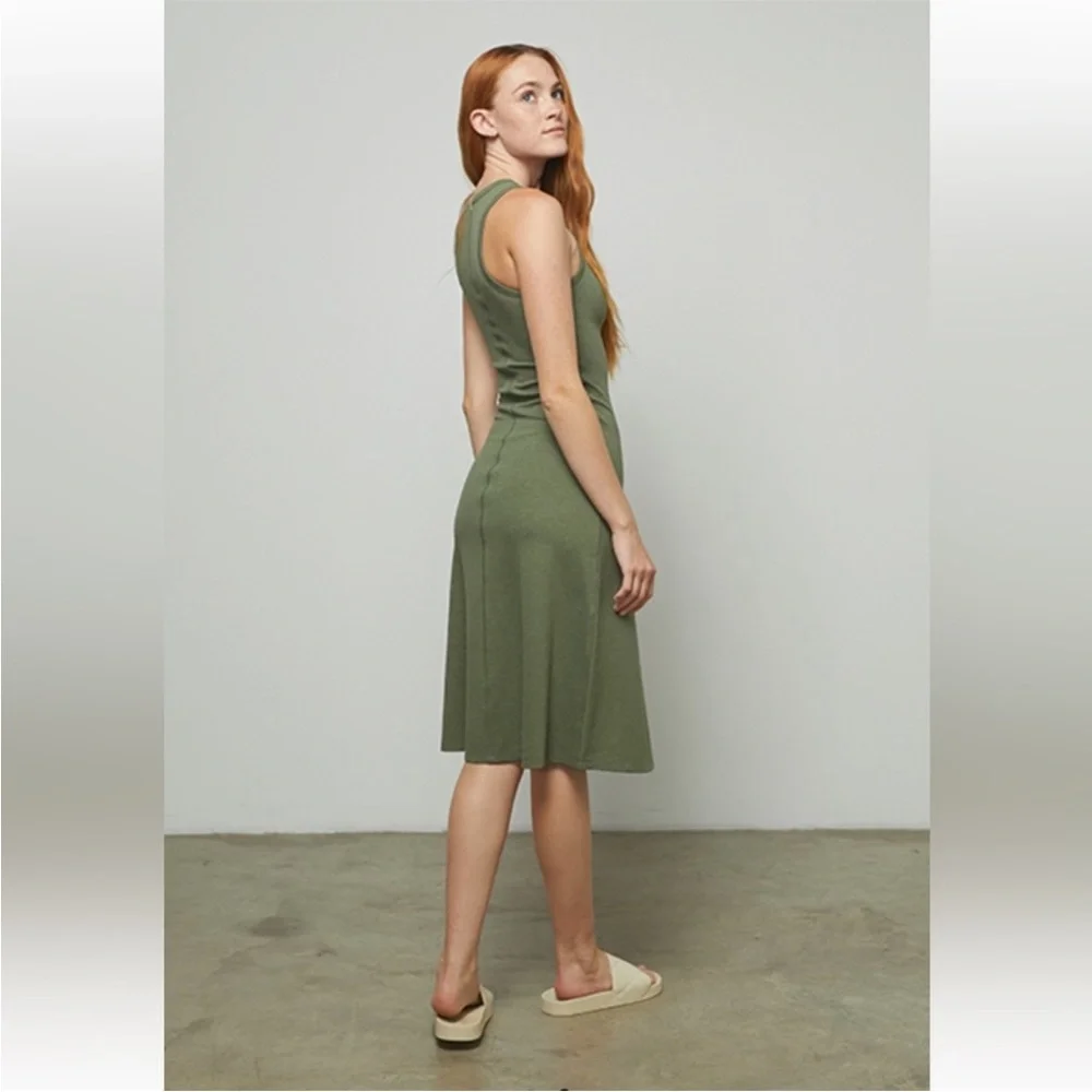 Lunya Restore Fitted Dress - Brand new still in package - Picture 2 of 3
